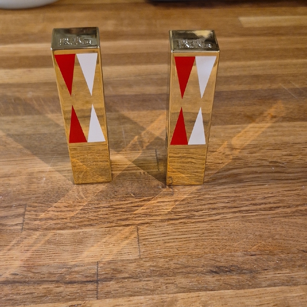 ESTEE LAUDER LIPSTICK